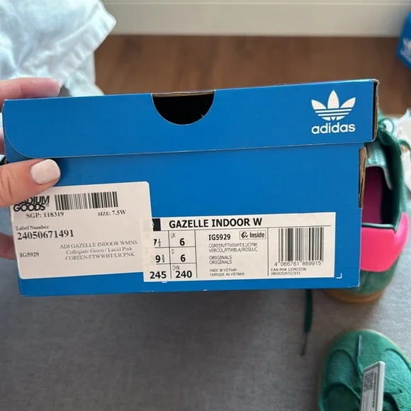 Adidas Gazelles NEW - Picture 6 of 6